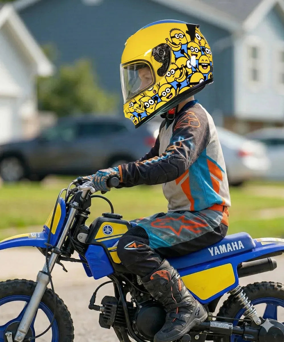 CASCO INTEGRAL XTRONG INFANTIL MINIONS BANANA