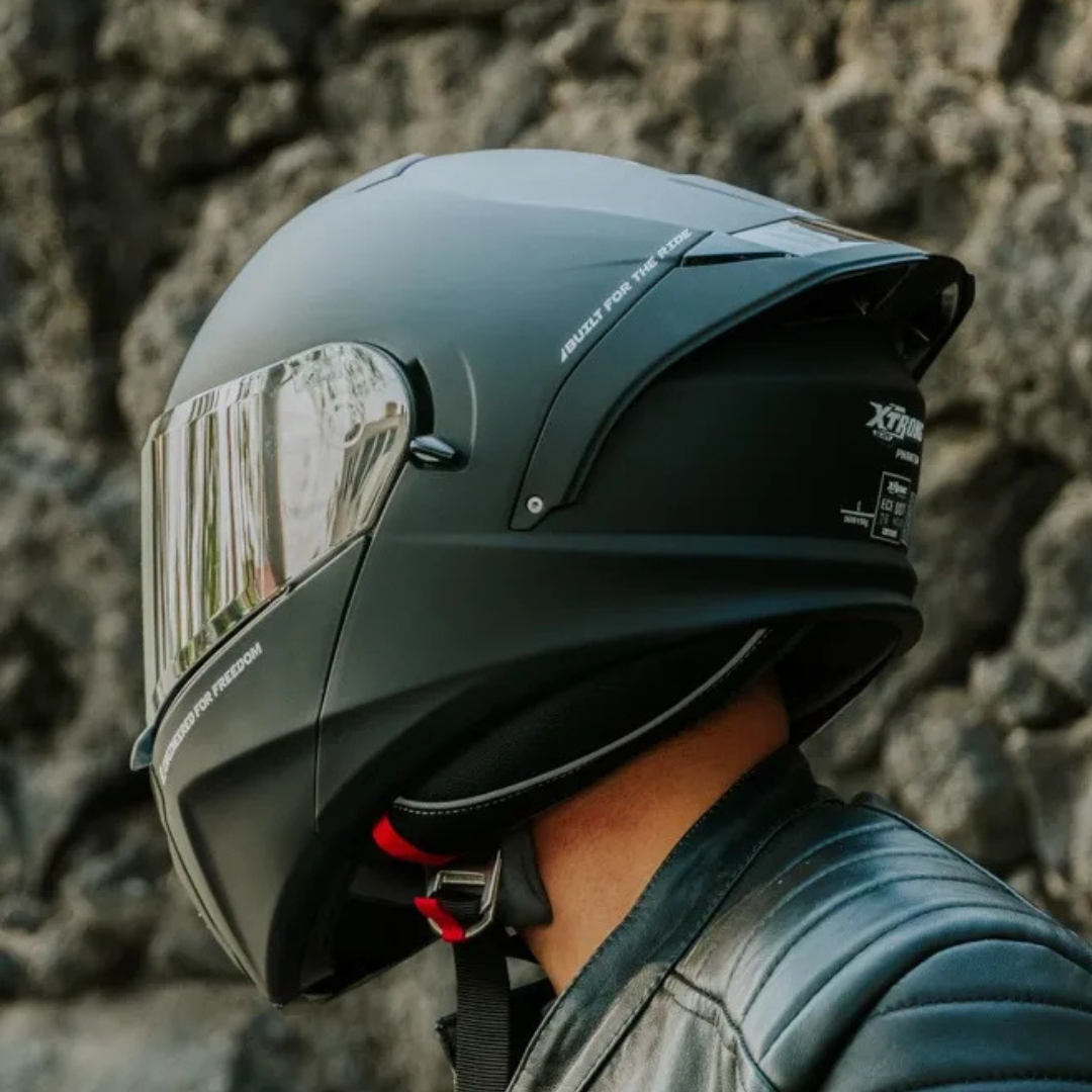 CASCO ABATIBLE XTRONG XTR-128 PHANTOM NEGRO MATE