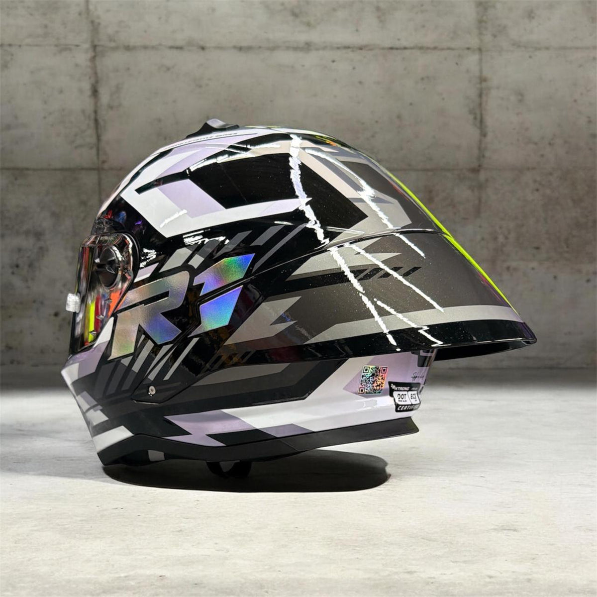 CASCO XTRONG INTEGRAL XTR352 R1 HYPERLAP GRIS / NEGRO BRILLOSO